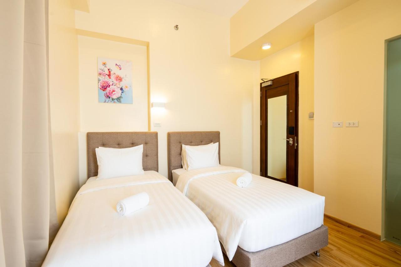 Myspace Hotel Comembo Taguig Exterior photo